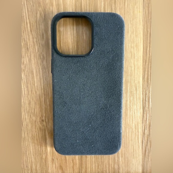 ALMA alacantara full wrap iPhone 15 Pro Max Case - Picture 1 of 4